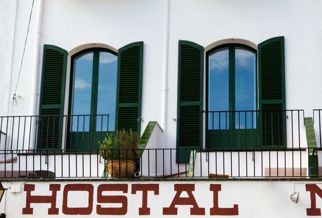 Hotel Hostal Marina Cadaqués Zewnętrze zdjęcie